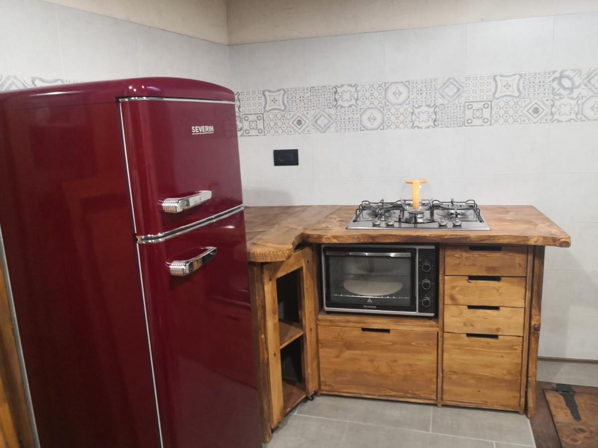 Appartement Da Tinti à Madonna Del Sasso Extérieur photo