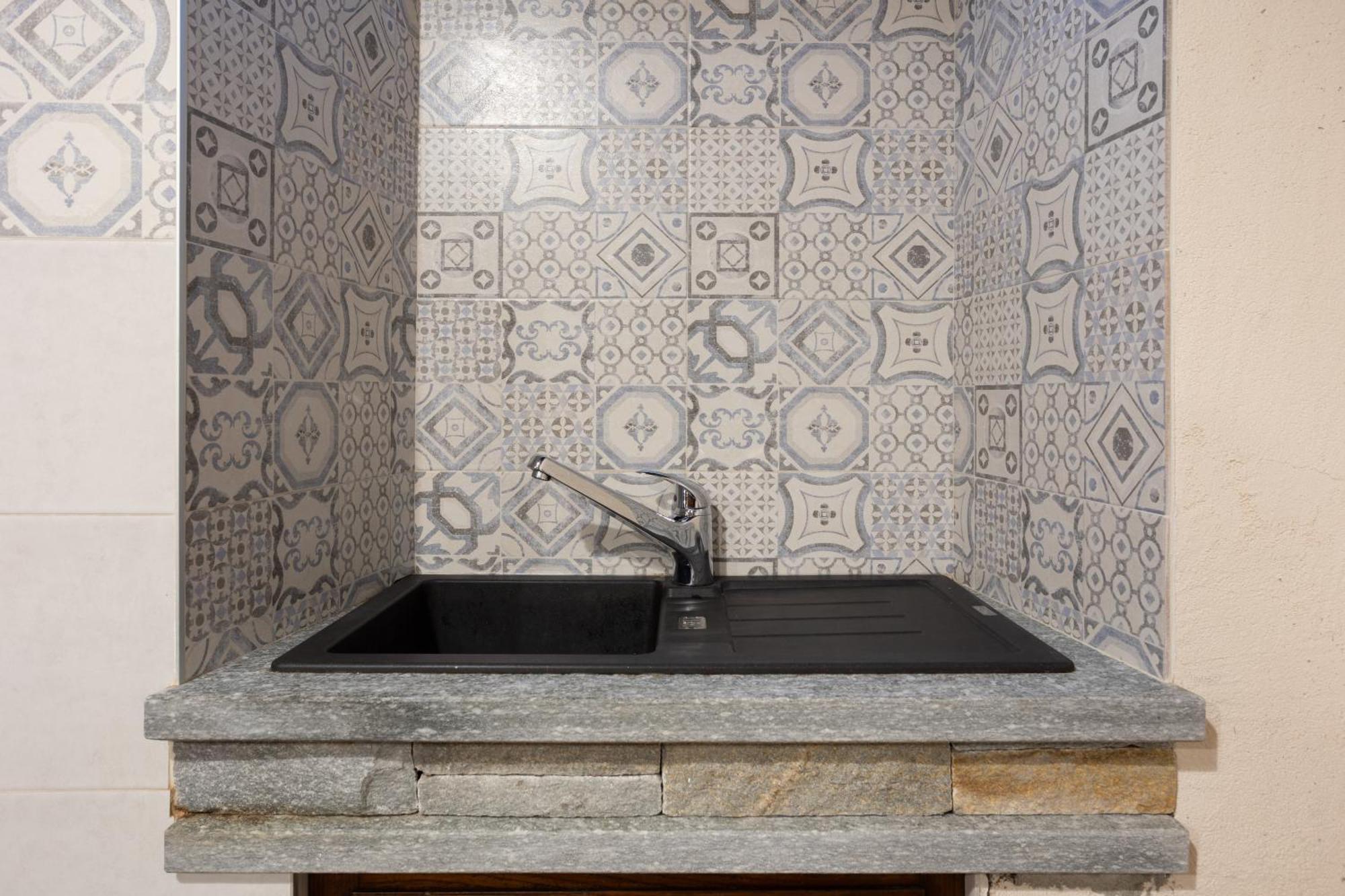 Appartement Da Tinti à Madonna Del Sasso Extérieur photo