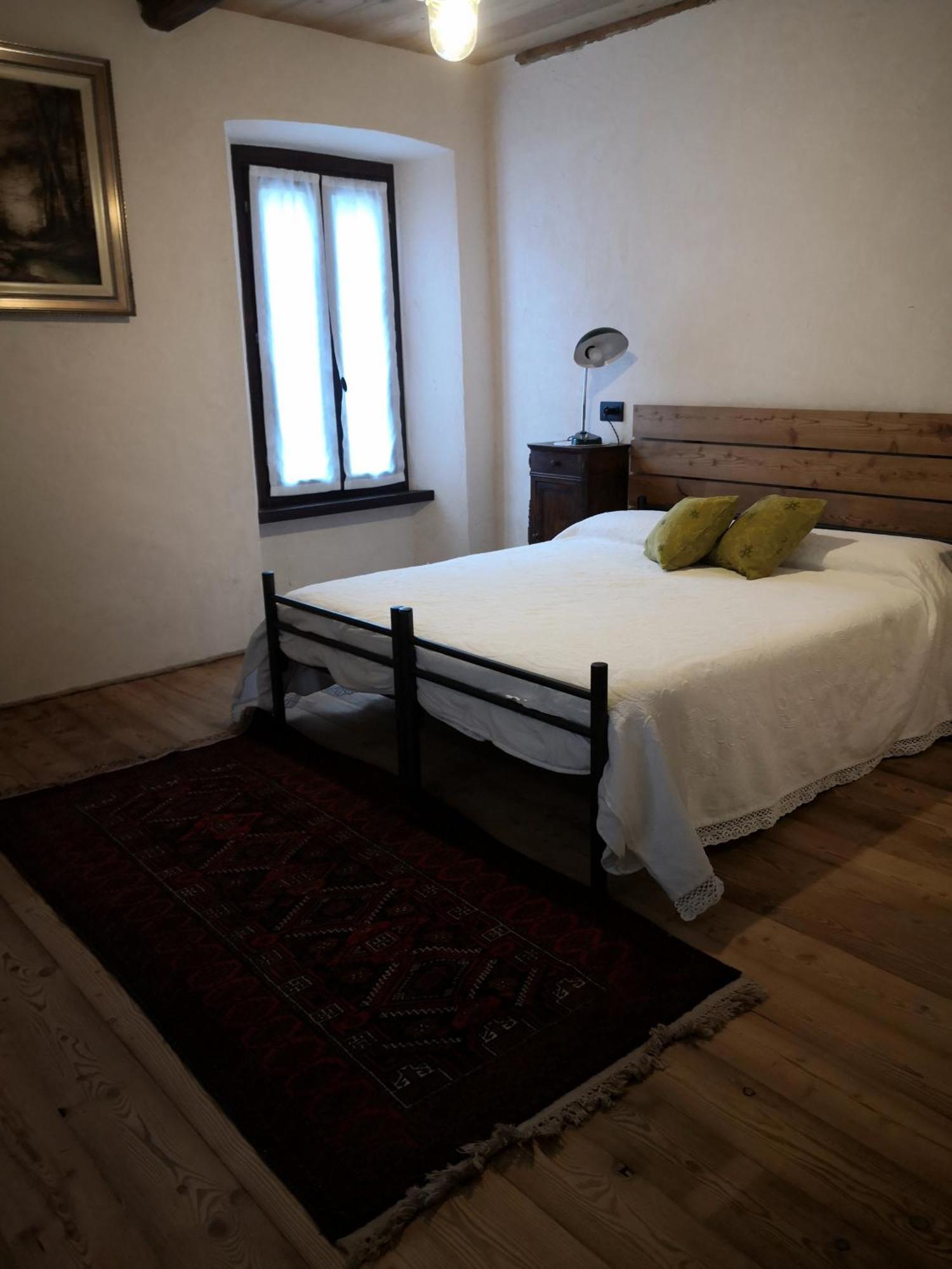 Appartement Da Tinti à Madonna Del Sasso Chambre photo
